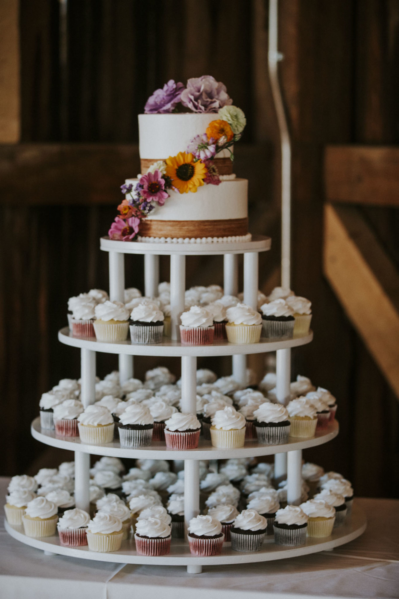Starry Night Barn Wedding cake